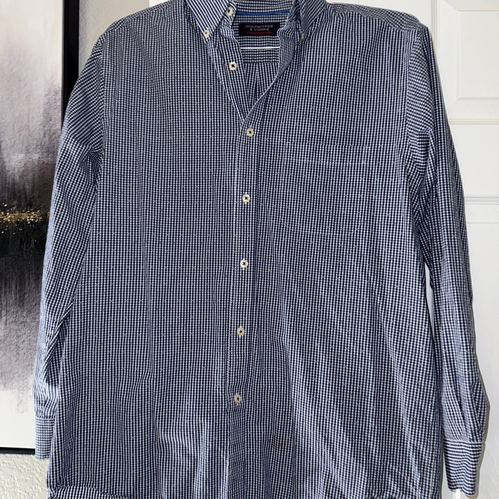 Roundtree & Yorke Blue and White Casual Button Down Shirt - Picture 2 of 6